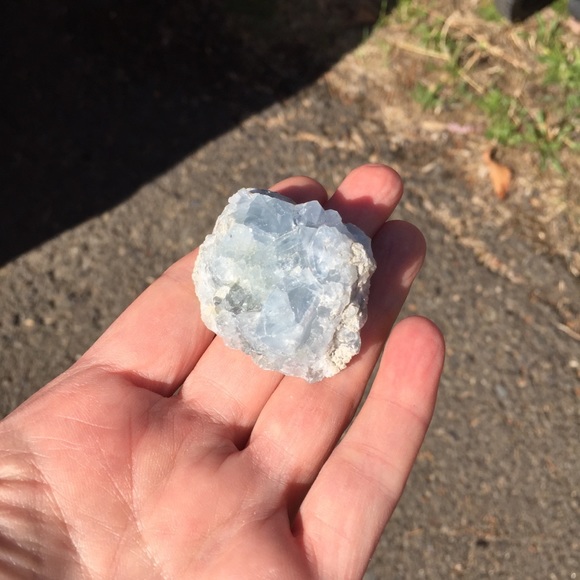 Celestite Crystal Cluster - Picture 6 of 12